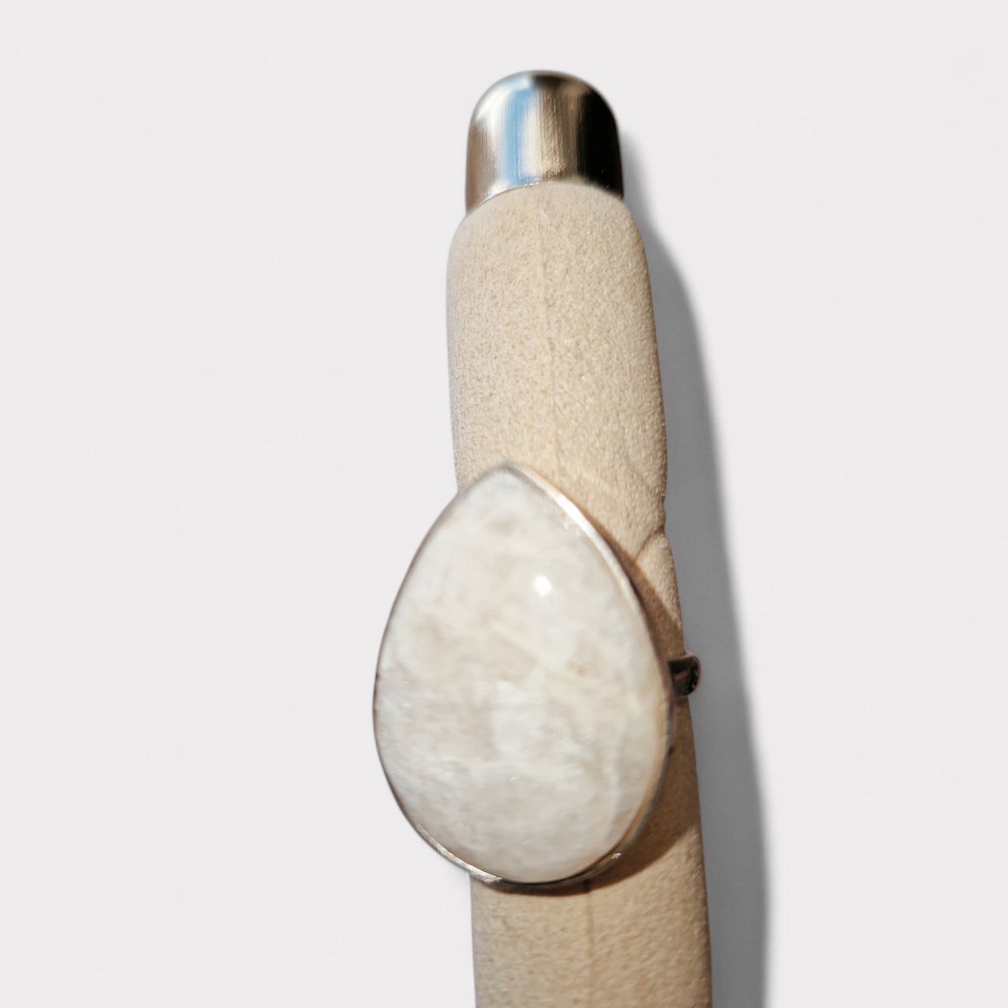 Maansteen ring (Tanzania)