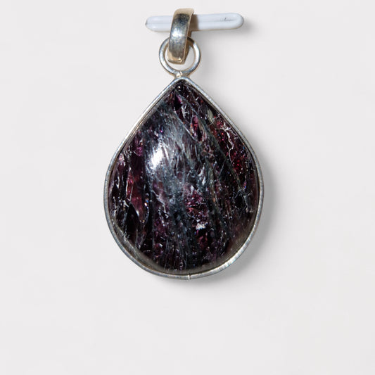 Granaat & Rhodoniet hanger