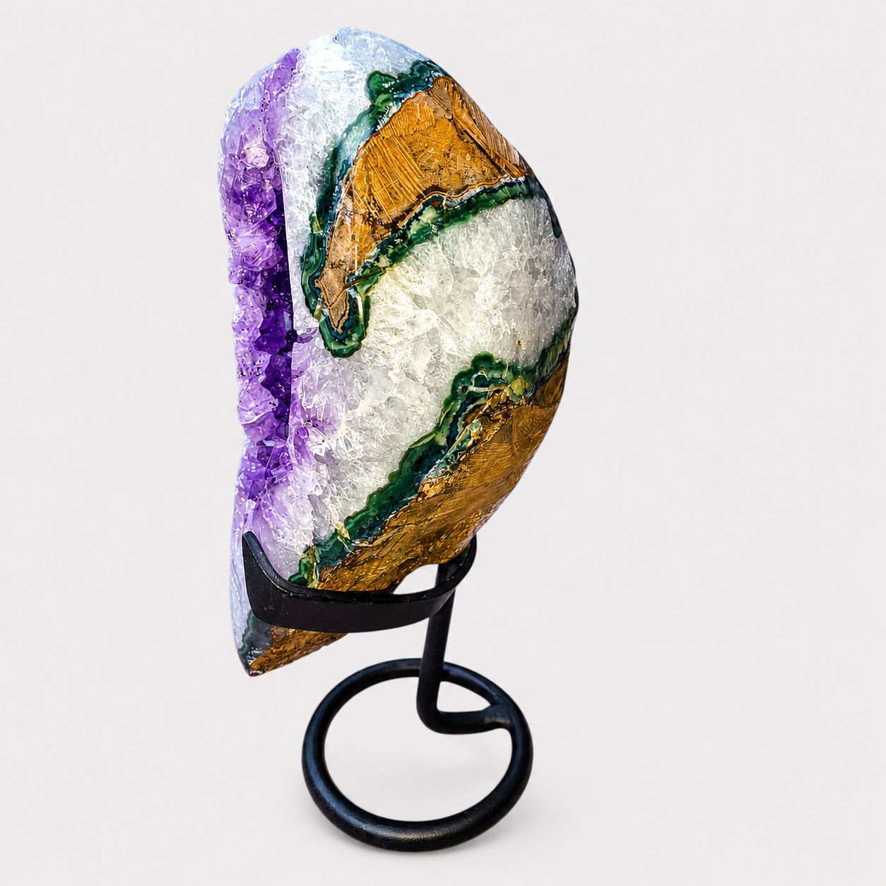 Amethyast op standaard