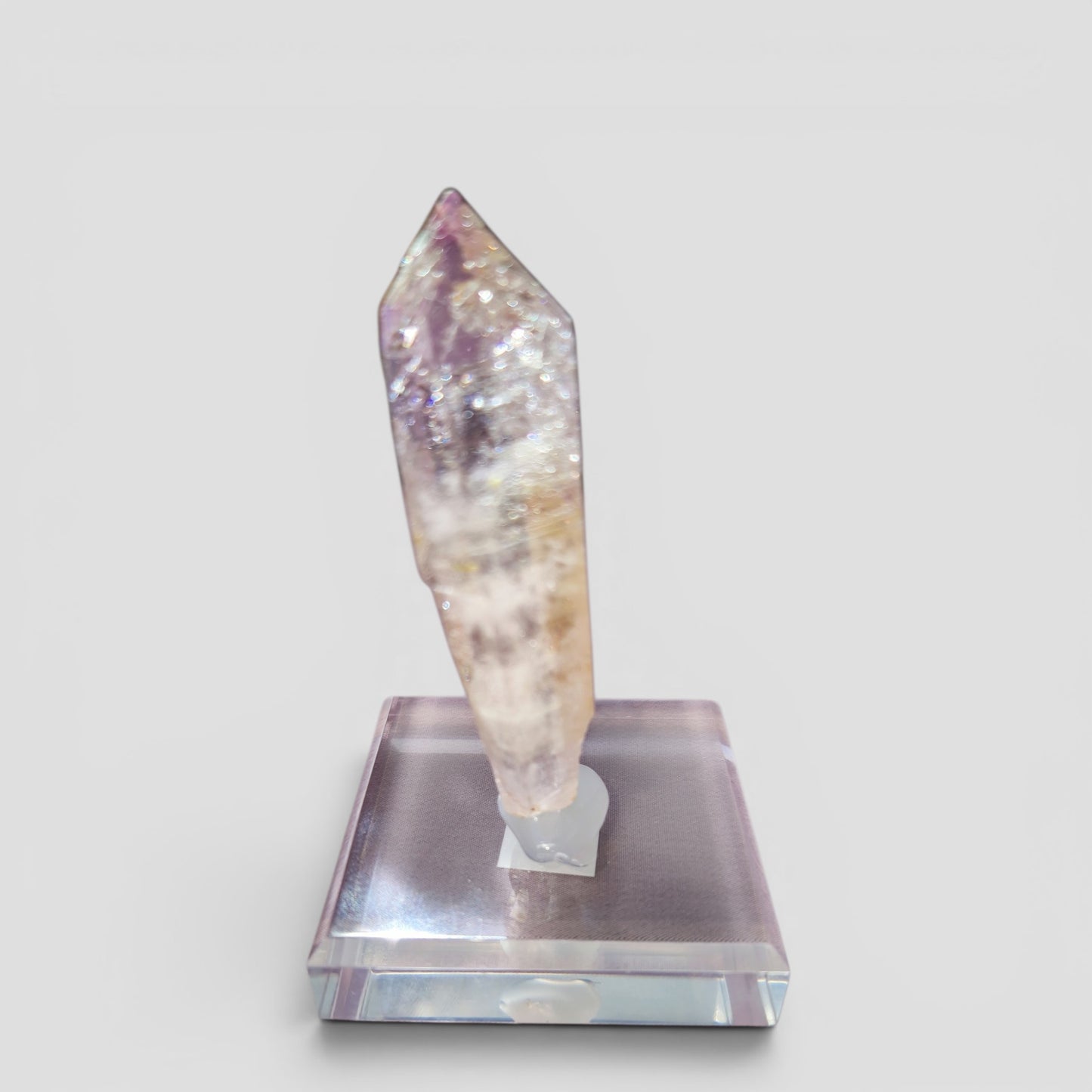 Vera Cruz Amethyst op sokkel