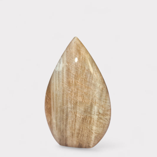 Perzik maanstaan Sculptuur