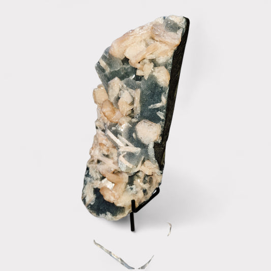 Stilbiet met Blauwe Chalcedoon (India)