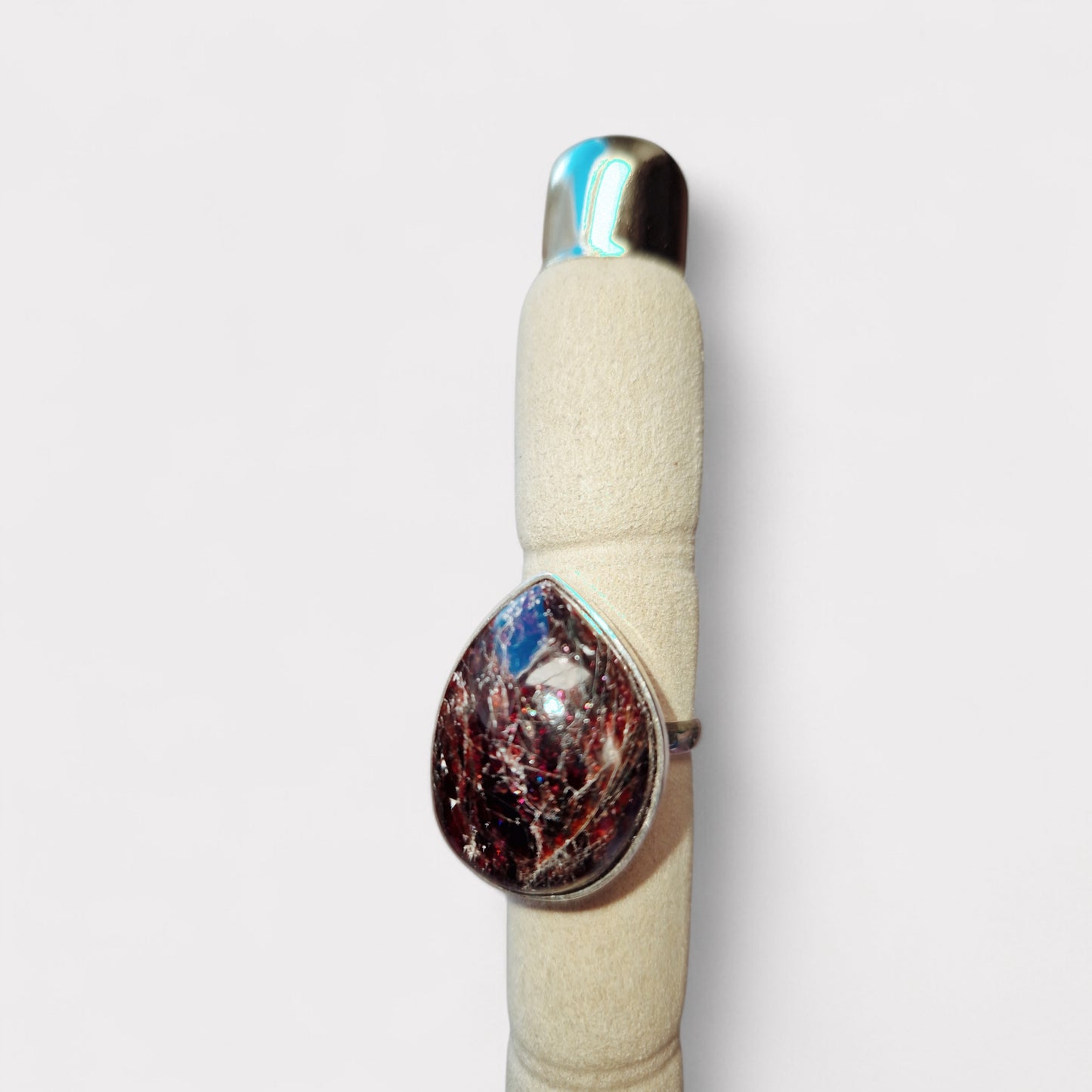 Granaat met Rhodoniet