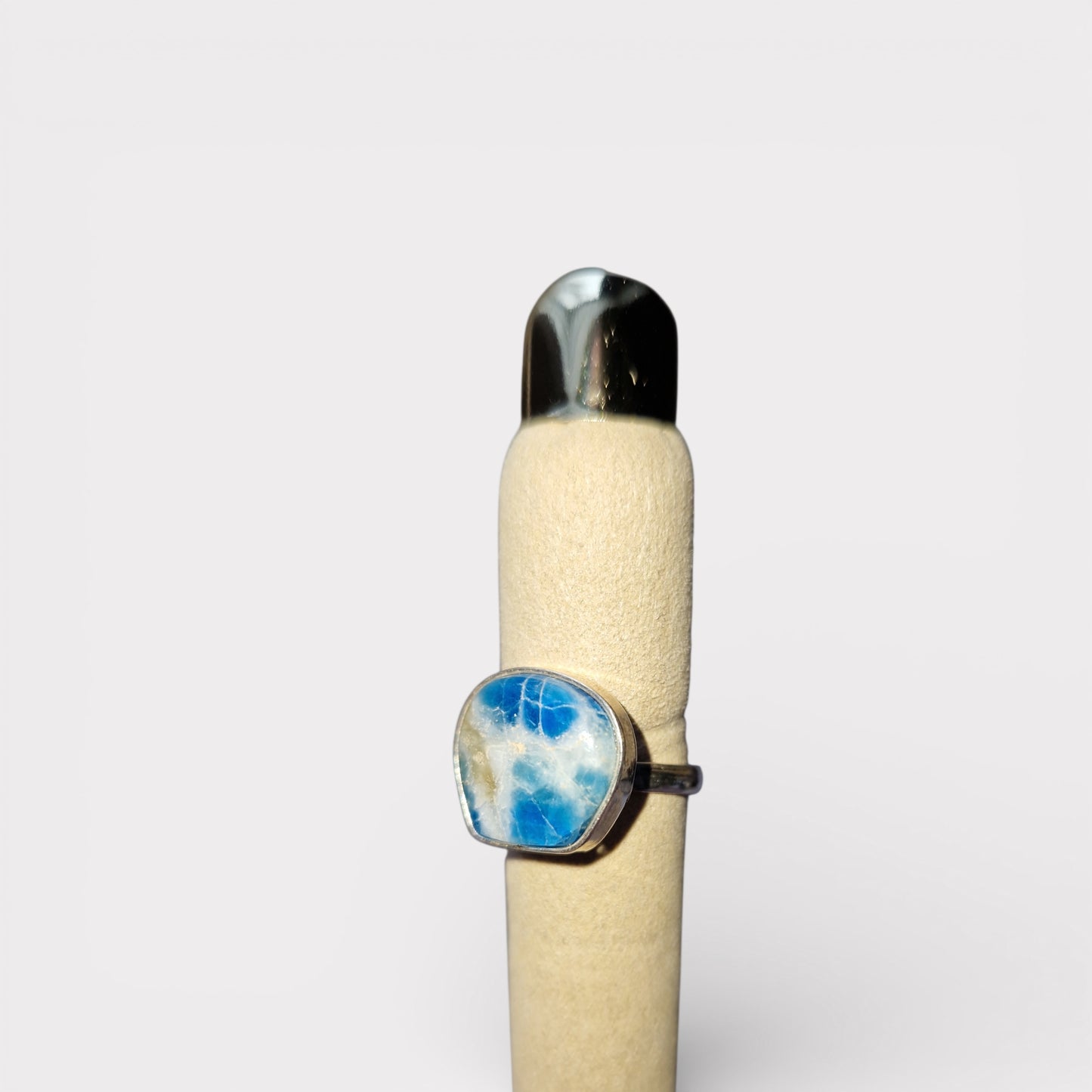 Afghaniet ring