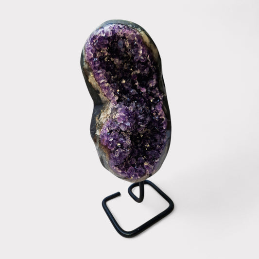 Amethyst Free Form op standaard (Uruguay)